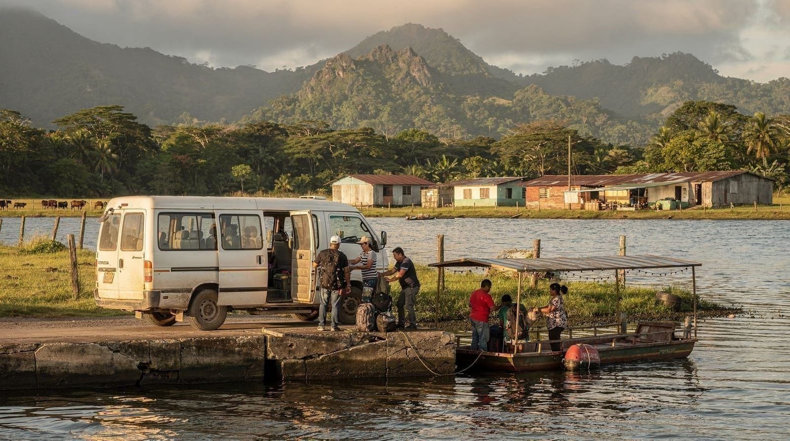 Jeep-Boat-Jeep vs the Road to Monteverde: I Did Both