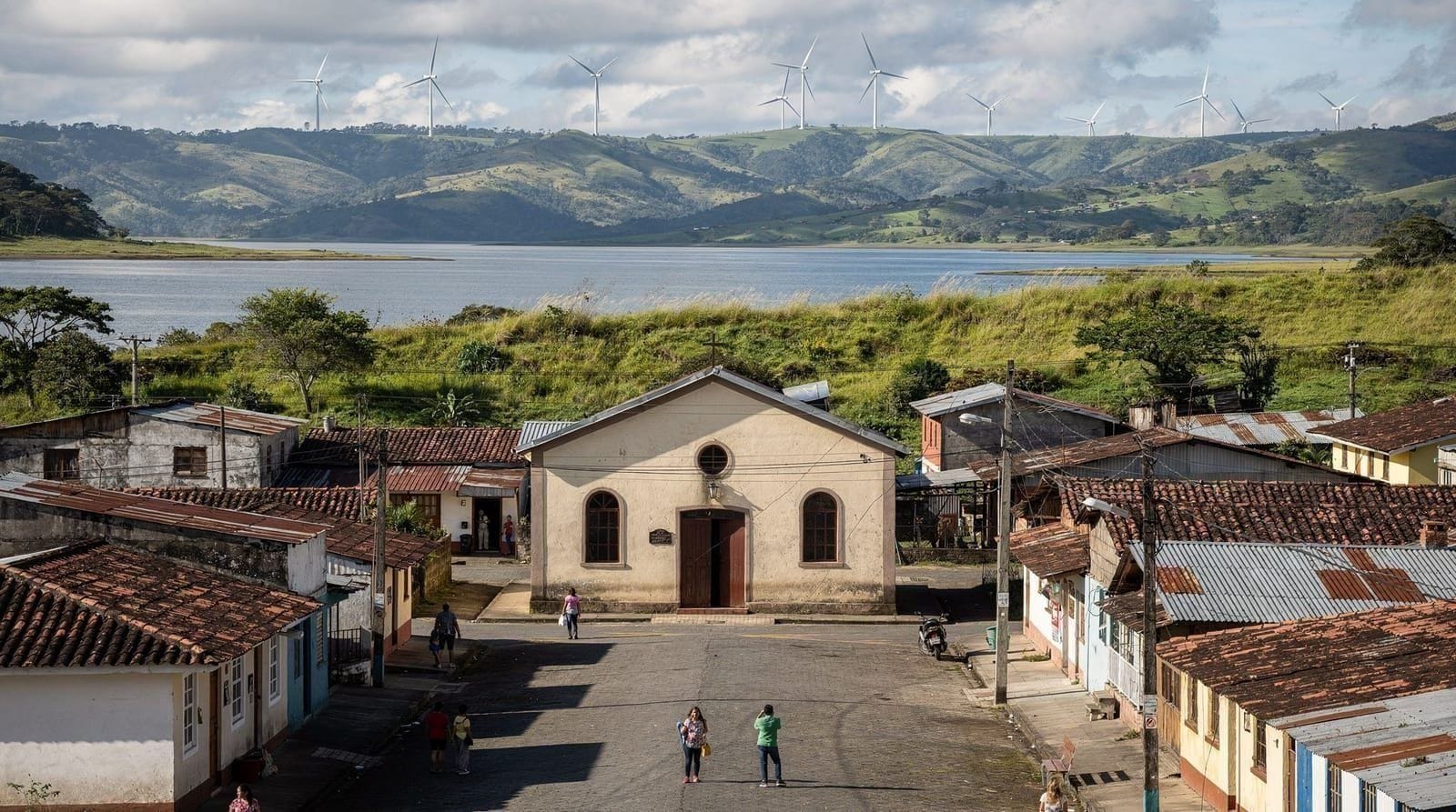 Tilarán: The Windy Town on Lake Arenal's Far Shore