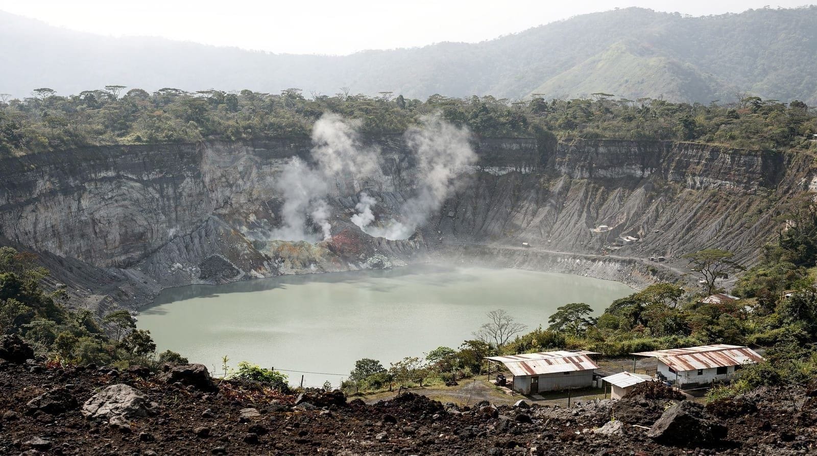 Excursión de un día al volcán Poás desde La Fortuna